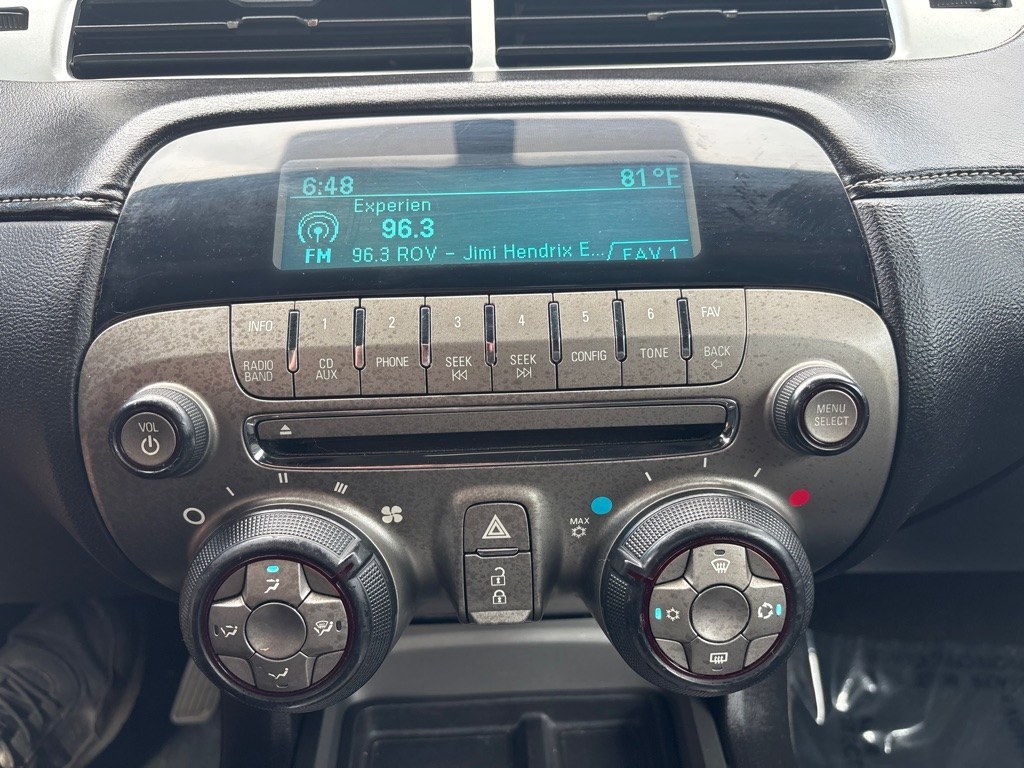 2012 SILVER CHEVROLET CAMARO LS (2G1FE1E3XC9) with an 3.6L engine, 6-Speed Manual transmission, located at 2514 Williamson Rd NE, Roanoke, VA, 24012, (540) 265-7770, 37.294636, -79.936249 - NO CREDIT CHECK FINANCING WITH ONLY $2200 DOWN PAYMENT!!!! Check out our website www.needausedvehicle.com for our No Credit Check/ In House Financing options!! No Credit Check Available!!! In House Financing Available!!! All Clean Title Vehicles (no Salvaged or flooded vehicles ever on our lot)!- Photo#4
