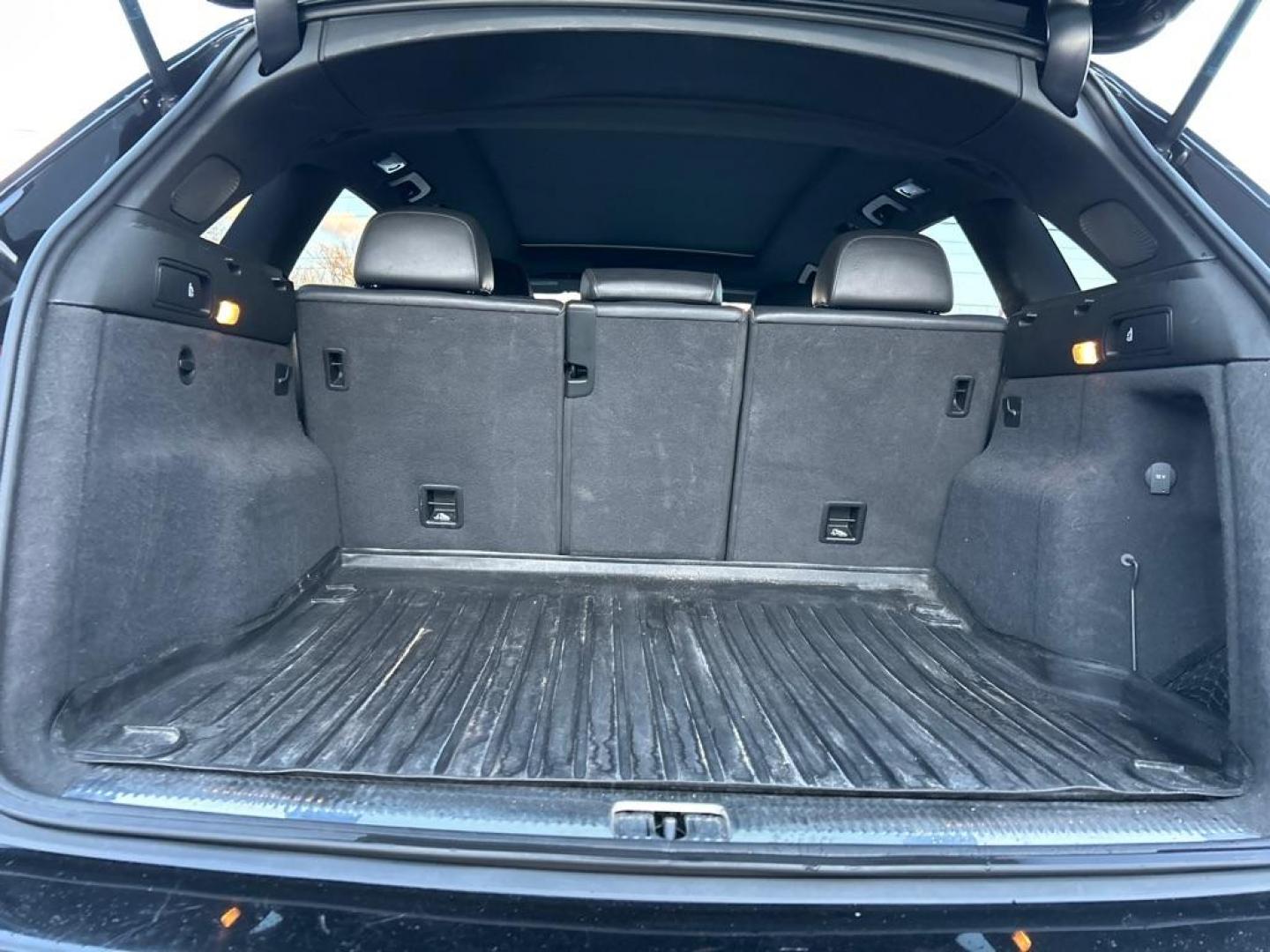 2016 BLACK AUDI Q5 PREMIUM PLUS S-LINE (WA1D7AFP2GA) with an 3.0L engine, Automatic transmission, located at 2514 Williamson Rd NE, Roanoke, VA, 24012, (540) 265-7770, 37.294636, -79.936249 - Photo#2