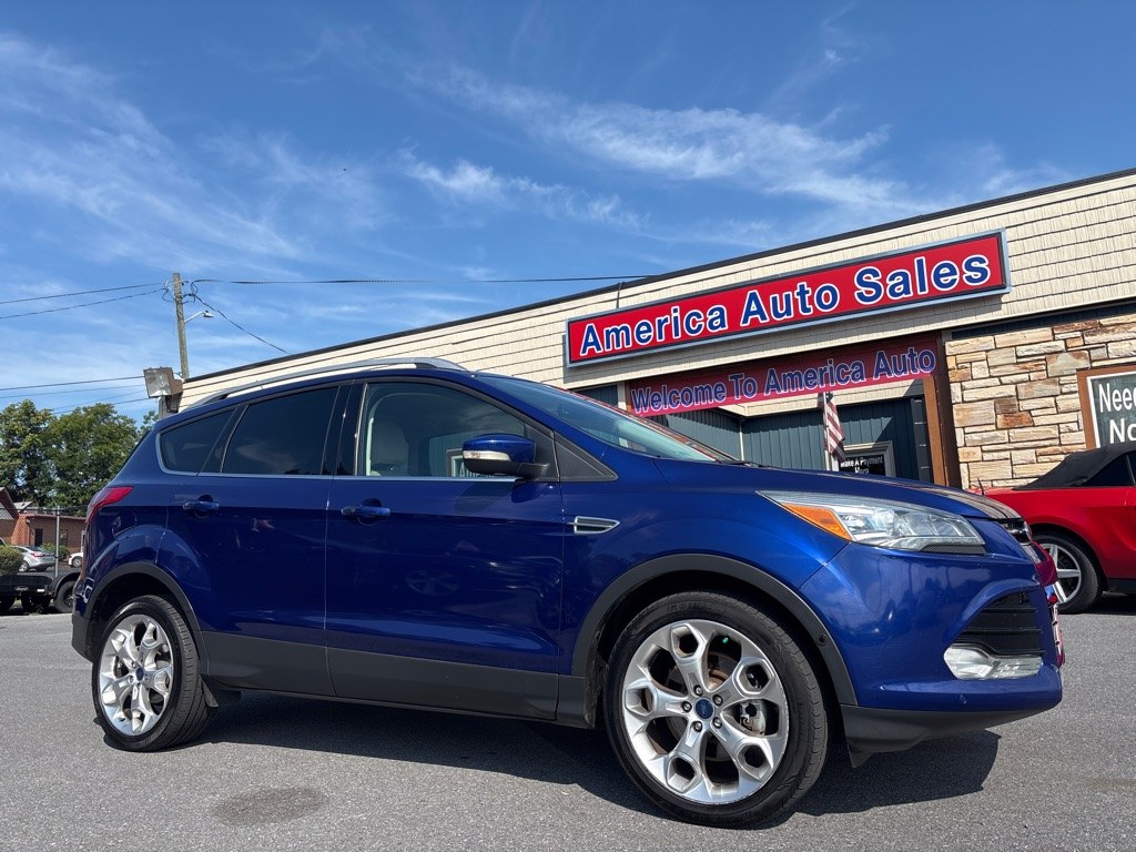 photo of 2015 FORD ESCAPE TITANIUM