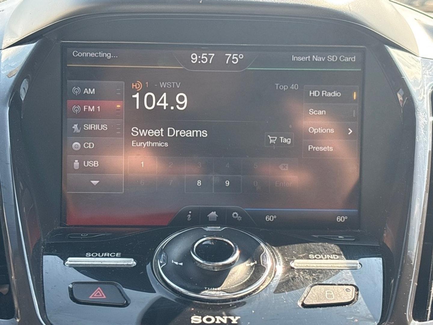 2015 BLUE FORD ESCAPE TITANIUM (1FMCU9J93FU) with an 2.0L engine, Automatic transmission, located at 2514 Williamson Rd NE, Roanoke, VA, 24012, (540) 265-7770, 37.294636, -79.936249 - NO CREDIT CHECK FINANCING WITH ONLY $2500 DOWN PAYMENT!!!! Check out our website www.needausedvehicle.com for our No Credit Check/ In House Financing options!! No Credit Check Available!!! In House Financing Available!!! All Clean Title Vehicles (no Salvaged or flooded vehicles ever on our lot)!- Photo#13