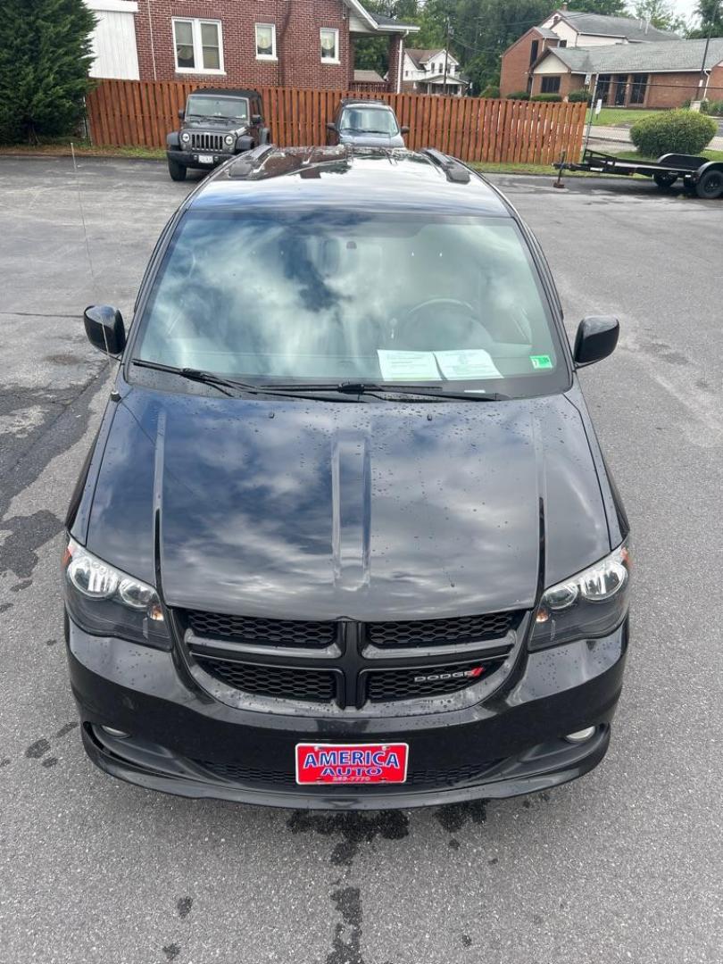 2016 BLACK DODGE GRAND CARAVAN R/T (2C4RDGEG2GR) with an 3.6L engine, Automatic transmission, located at 2514 Williamson Rd NE, Roanoke, VA, 24012, (540) 265-7770, 37.294636, -79.936249 - VEHICLE HAS NEW TRANSMISSION WITH 3 YEAR/ 100,000 MILE WARRANTY!!!! NO CREDIT CHECK FINANCING WITH ONLY $2700 DOWN PAYMENT!!!! Check out our website www.needausedvehicle.com for our No Credit Check/ In House Financing options!! No Credit Check Available!!! In House Financing Available!!! All C - Photo#1