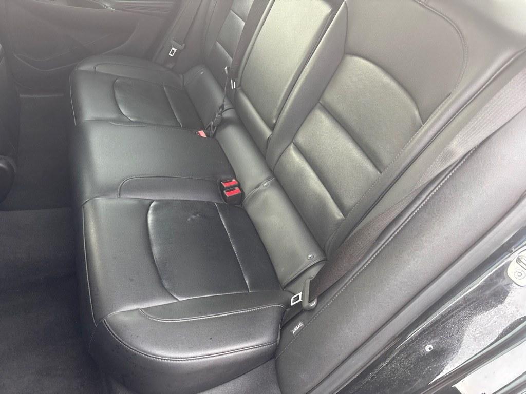 2016 BLACK CHEVROLET MALIBU LT (1G1ZE5ST5GF) with an 1.5L engine, Automatic transmission, located at 2514 Williamson Rd NE, Roanoke, VA, 24012, (540) 265-7770, 37.294636, -79.936249 - NO CREDIT CHECK FINANCING WITH ONLY $3000 DOWN PAYMENT!!!! Check out our website www.needausedvehicle.com for our No Credit Check/ In House Financing options!! No Credit Check Available!!! In House Financing Available!!! All Clean Title Vehicles (no Salvaged or flooded vehicles ever on our lot)!- Photo#4