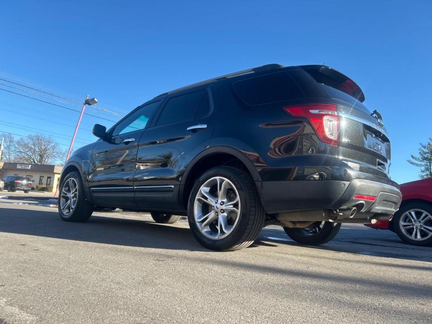 2013 BLACK FORD EXPLORER XLT (1FM5K8D83DG) with an 3.5L engine, Automatic transmission, located at 2514 Williamson Rd NE, Roanoke, VA, 24012, (540) 265-7770, 37.294636, -79.936249 - Photo#1