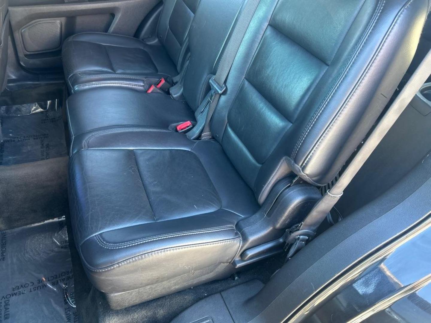 2013 BLACK FORD EXPLORER XLT (1FM5K8D83DG) with an 3.5L engine, Automatic transmission, located at 2514 Williamson Rd NE, Roanoke, VA, 24012, (540) 265-7770, 37.294636, -79.936249 - Photo#4