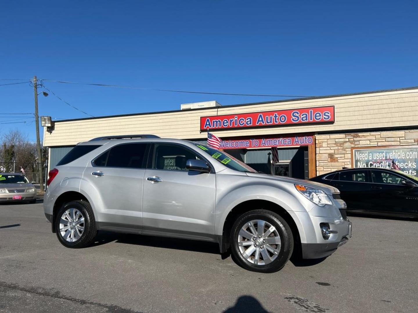 2011 SILVER CHEVROLET EQUINOX LTZ (2CNFLFE56B6) with an 3.0L engine, Automatic transmission, located at 2514 Williamson Rd NE, Roanoke, VA, 24012, (540) 265-7770, 37.294636, -79.936249 - Photo#0