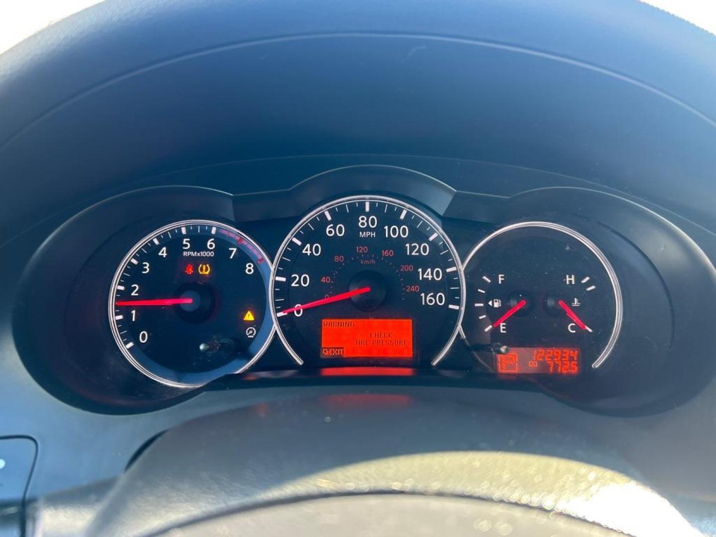 2012 GRAY NISSAN ALTIMA BASE (1N4AL2AP3CC) with an 2.5L engine, Continuously Variable transmission, located at 2514 Williamson Rd NE, Roanoke, VA, 24012, (540) 265-7770, 37.294636, -79.936249 - Photo#6