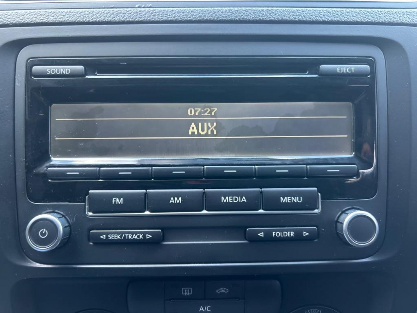 2014 BLUE VOLKSWAGEN JETTA BASE (3VW2K7AJ2EM) with an 2.0L engine, Automatic transmission, located at 2514 Williamson Rd NE, Roanoke, VA, 24012, (540) 265-7770, 37.294636, -79.936249 - NO CREDIT CHECK FINANCING WITH ONLY $1800 DOWN PAYMENT!!!! Check out our website www.needausedvehicle.com for our No Credit Check/ In House Financing options!! No Credit Check Available!!! In House Financing Available!!! All Clean Title Vehicles (no Salvaged or flooded vehicles ever on our lot)! - Photo#10