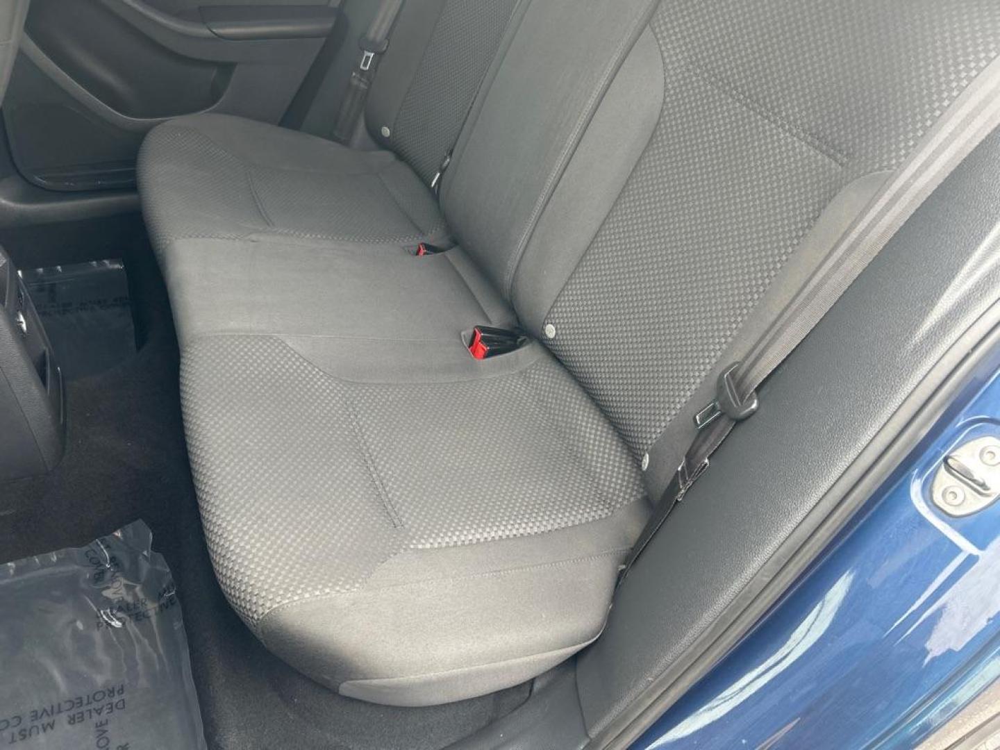 2014 BLUE VOLKSWAGEN JETTA BASE (3VW2K7AJ2EM) with an 2.0L engine, Automatic transmission, located at 2514 Williamson Rd NE, Roanoke, VA, 24012, (540) 265-7770, 37.294636, -79.936249 - Photo#2