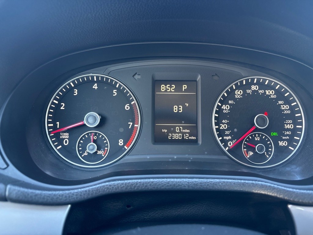 2015 WHITE VOLKSWAGEN PASSAT S (1VWAT7A33FC) with an 1.8L engine, Automatic transmission, located at 2514 Williamson Rd NE, Roanoke, VA, 24012, (540) 265-7770, 37.294636, -79.936249 - NO CREDIT CHECK FINANCING WITH ONLY $1400 DOWN PAYMENT!!!! Check out our website www.needausedvehicle.com for our No Credit Check/ In House Financing options!! No Credit Check Available!!! In House Financing Available!!! All Clean Title Vehicles (no Salvaged or flooded vehicles ever on our lot)!- Photo#8