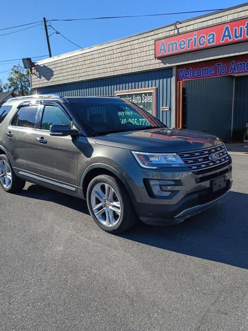 2016 GREY FORD EXPLORER LIMITED (1FM5K8F8XGG) with an 3.5L engine, Automatic transmission, located at 2514 Williamson Rd NE, Roanoke, VA, 24012, (540) 265-7770, 37.294636, -79.936249 - Photo#0