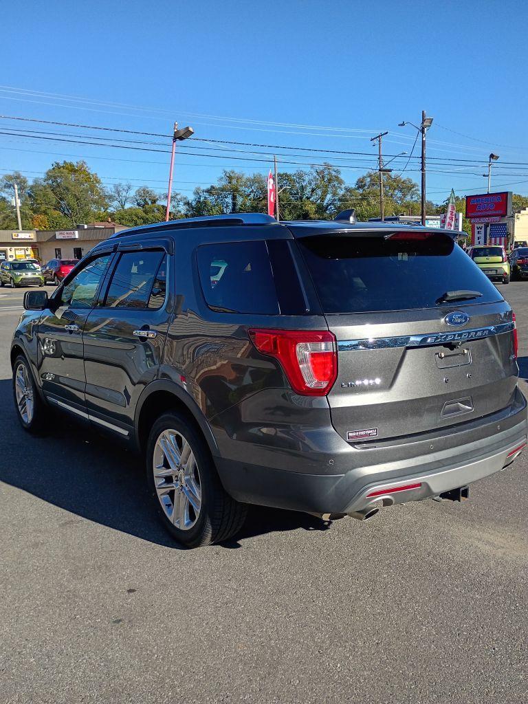 2016 GREY FORD EXPLORER LIMITED (1FM5K8F8XGG) with an 3.5L engine, Automatic transmission, located at 2514 Williamson Rd NE, Roanoke, VA, 24012, (540) 265-7770, 37.294636, -79.936249 - NO CREDIT CHECK FINANCING WITH ONLY $3700 DOWN PAYMENT!!!! Check out our website www.needausedvehicle.com for our No Credit Check/ In House Financing options!! No Credit Check Available!!! In House Financing Available!!! All Clean Title Vehicles (no Salvaged or flooded vehicles ever on our lot)! - Photo#1