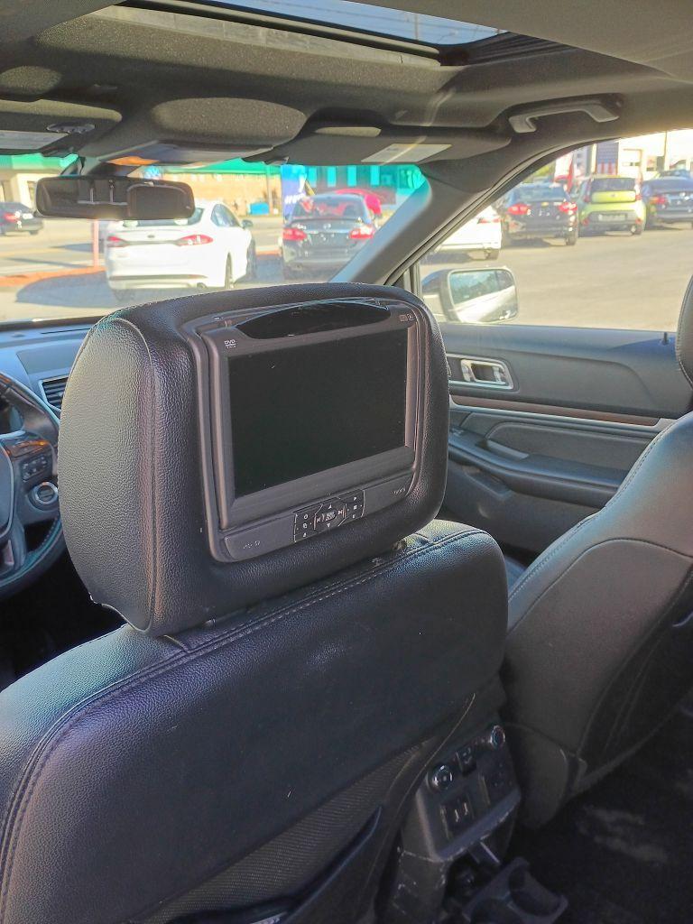 2016 GREY FORD EXPLORER LIMITED (1FM5K8F8XGG) with an 3.5L engine, Automatic transmission, located at 2514 Williamson Rd NE, Roanoke, VA, 24012, (540) 265-7770, 37.294636, -79.936249 - NO CREDIT CHECK FINANCING WITH ONLY $3700 DOWN PAYMENT!!!! Check out our website www.needausedvehicle.com for our No Credit Check/ In House Financing options!! No Credit Check Available!!! In House Financing Available!!! All Clean Title Vehicles (no Salvaged or flooded vehicles ever on our lot)! - Photo#7