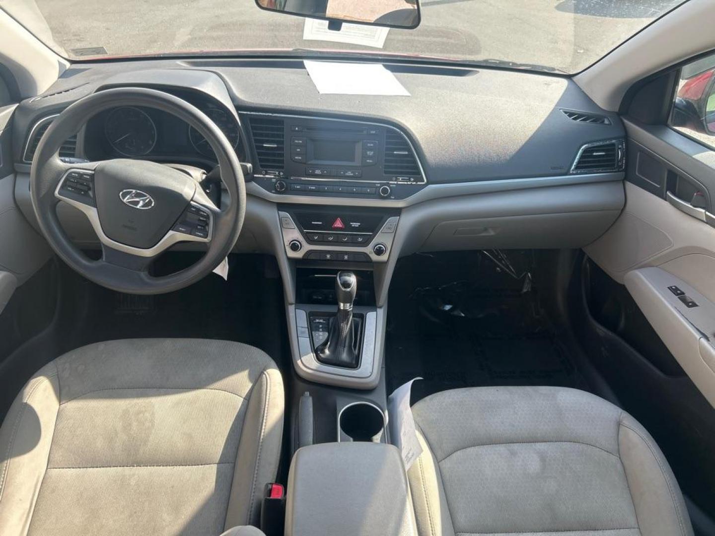 2017 RED HYUNDAI ELANTRA SE (5NPD74LF8HH) with an 2.0L engine, Automatic transmission, located at 2514 Williamson Rd NE, Roanoke, VA, 24012, (540) 265-7770, 37.294636, -79.936249 - Photo#5