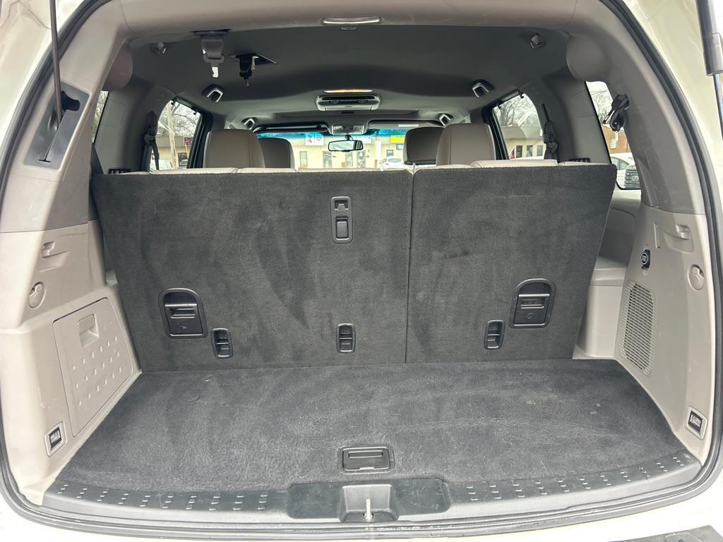 2014 WHITE HONDA PILOT TOURING (5FNYF4H93EB) with an 3.5L engine, Automatic transmission, located at 2514 Williamson Rd NE, Roanoke, VA, 24012, (540) 265-7770, 37.294636, -79.936249 - NO CREDIT CHECK FINANCING WITH ONLY $1800 DOWN PAYMENT!!!! Check out our website www.needausedvehicle.com for our No Credit Check/ In House Financing options!! No Credit Check Available!!! In House Financing Available!!! All Clean Title Vehicles (no Salvaged or flooded vehicles ever on our lot)! - Photo#4