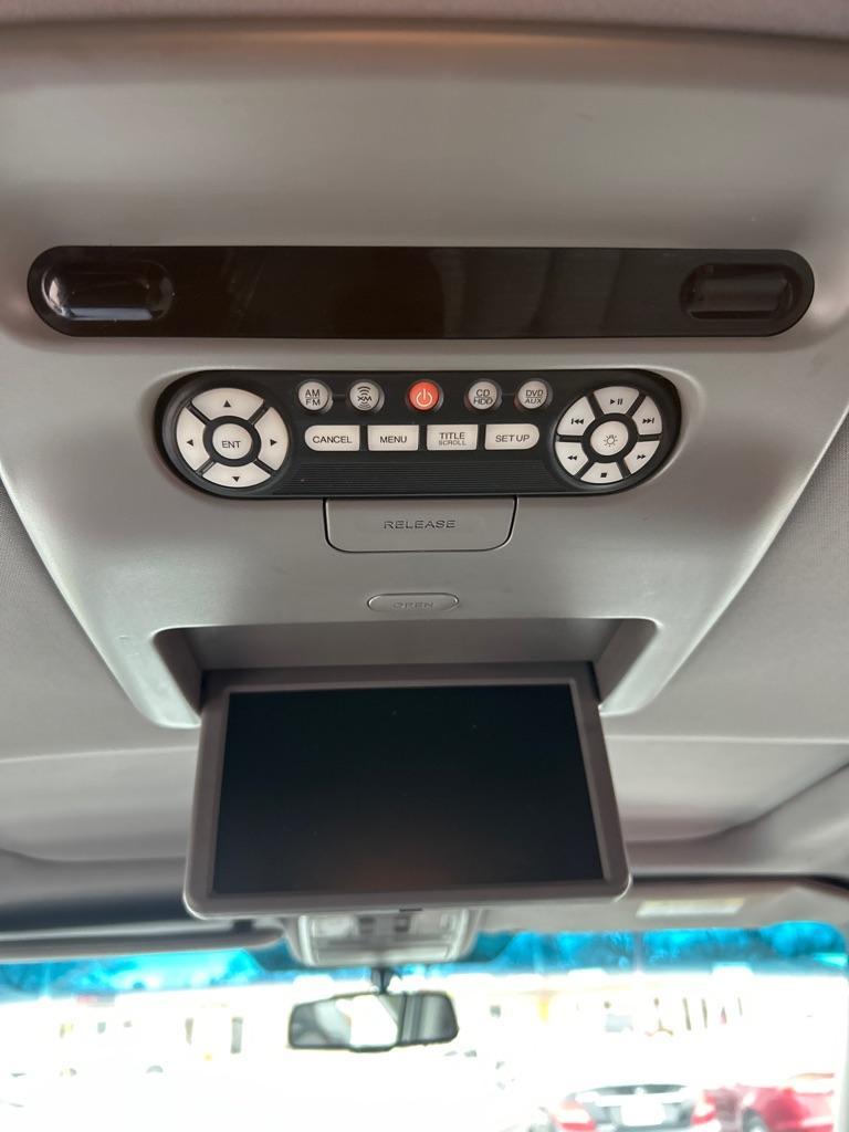 2014 WHITE HONDA PILOT TOURING (5FNYF4H93EB) with an 3.5L engine, Automatic transmission, located at 2514 Williamson Rd NE, Roanoke, VA, 24012, (540) 265-7770, 37.294636, -79.936249 - NO CREDIT CHECK FINANCING WITH ONLY $1800 DOWN PAYMENT!!!! Check out our website www.needausedvehicle.com for our No Credit Check/ In House Financing options!! No Credit Check Available!!! In House Financing Available!!! All Clean Title Vehicles (no Salvaged or flooded vehicles ever on our lot)! - Photo#7