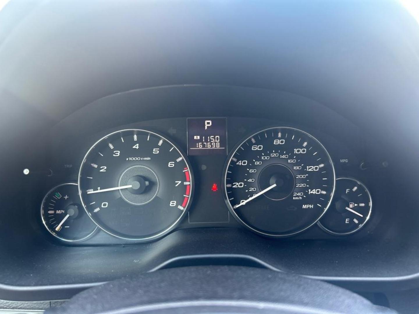 2011 GRAY SUBARU LEGACY 2.5I (4S3BMBA61B3) with an 2.5L engine, Automatic transmission, located at 2514 Williamson Rd NE, Roanoke, VA, 24012, (540) 265-7770, 37.294636, -79.936249 - NO CREDIT CHECK FINANCING WITH ONLY $2000 DOWN PAYMENT!!!! Check out our website www.needausedvehicle.com for our No Credit Check/ In House Financing options!! No Credit Check Available!!! In House Financing Available!!! All Clean Title Vehicles (no Salvaged or flooded vehicles ever on our lot)! - Photo#6