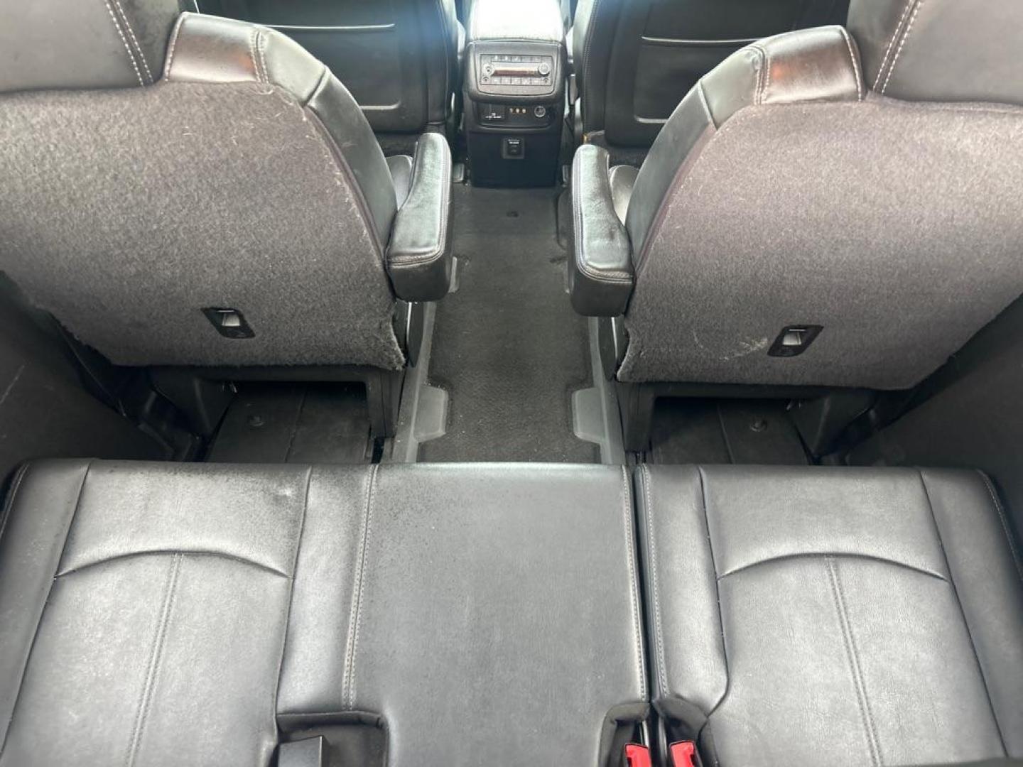 2014 GRAY GMC ACADIA SLT-2 (1GKKVSKD9EJ) with an 3.6L engine, Automatic transmission, located at 2514 Williamson Rd NE, Roanoke, VA, 24012, (540) 265-7770, 37.294636, -79.936249 - NO CREDIT CHECK FINANCING WITH ONLY $2700 DOWN PAYMENT!!!! Check out our website www.needausedvehicle.com for our No Credit Check/ In House Financing options!! No Credit Check Available!!! In House Financing Available!!! All Clean Title Vehicles (no Salvaged or flooded vehicles ever on our lot)! - Photo#3