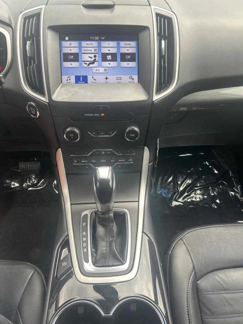 2016 BLACK FORD EDGE SEL (2FMPK4J97GB) with an 2.0L engine, Automatic transmission, located at 2514 Williamson Rd NE, Roanoke, VA, 24012, (540) 265-7770, 37.294636, -79.936249 - NO CREDIT CHECK FINANCING WITH ONLY $3500 DOWN PAYMENT!!!! Check out our website www.needausedvehicle.com for our No Credit Check/ In House Financing options!! No Credit Check Available!!! In House Financing Available!!! All Clean Title Vehicles (no Salvaged or flooded vehicles ever on our lot)! - Photo#9