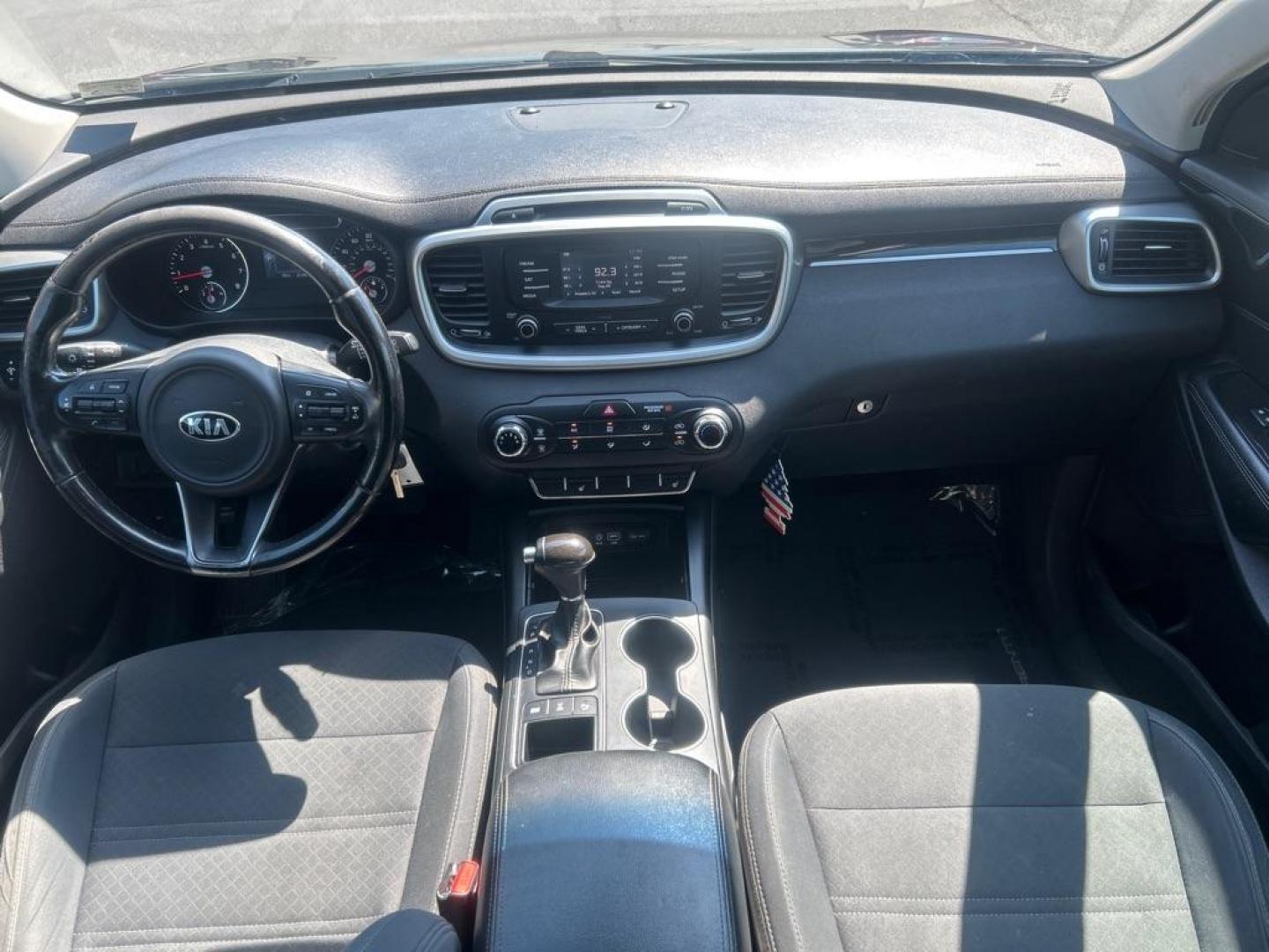 2016 BLACK KIA SORENTO LX (5XYPGDA3XGG) with an 2.4L engine, Automatic transmission, located at 2514 Williamson Rd NE, Roanoke, VA, 24012, (540) 265-7770, 37.294636, -79.936249 - NO CREDIT CHECK FINANCING WITH ONLY $1800 DOWN PAYMENT!!!! Check out our website www.needausedvehicle.com for our No Credit Check/ In House Financing options!! No Credit Check Available!!! In House Financing Available!!! All Clean Title Vehicles (no Salvaged or flooded vehicles ever on our lot)! - Photo#6