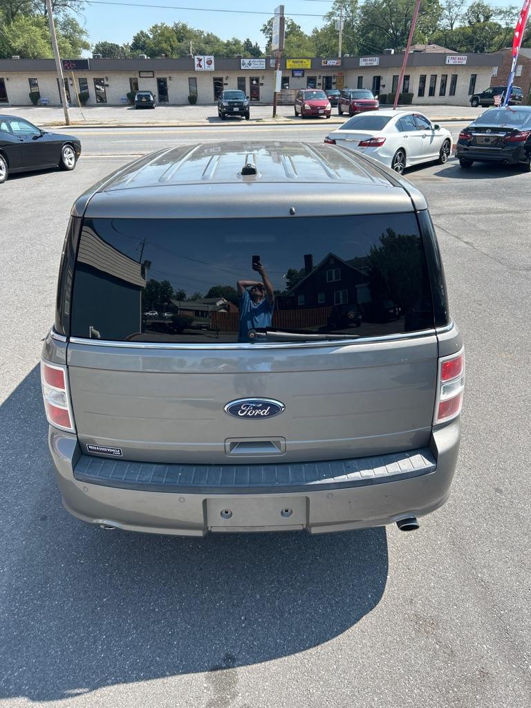 2014 GRAY FORD FLEX SEL (2FMHK6C89EB) with an 3.5L engine, Automatic transmission, located at 2514 Williamson Rd NE, Roanoke, VA, 24012, (540) 265-7770, 37.294636, -79.936249 - NO CREDIT CHECK FINANCING WITH ONLY $2400 DOWN PAYMENT!!!! Check out our website www.needausedvehicle.com for our No Credit Check/ In House Financing options!! No Credit Check Available!!! In House Financing Available!!! All Clean Title Vehicles (no Salvaged or flooded vehicles ever on our lot)! - Photo#3