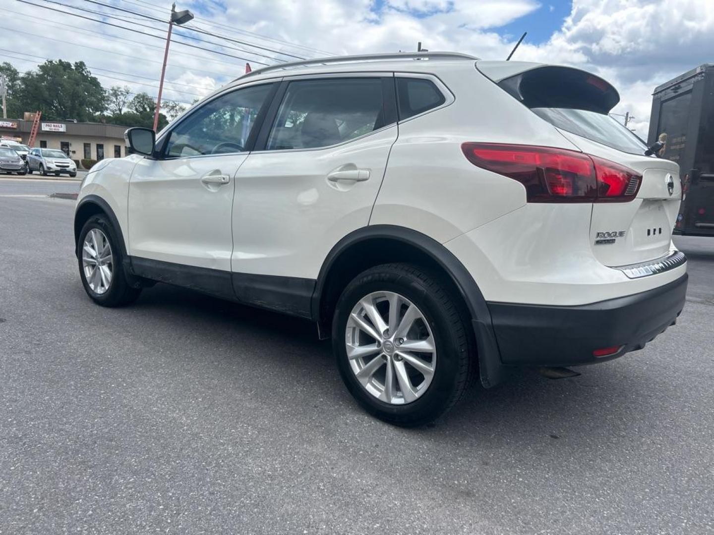 2017 WHITE NISSAN ROGUE SPORT S (JN1BJ1CR5HW) with an 2.0L engine, Continuously Variable transmission, located at 2514 Williamson Rd NE, Roanoke, VA, 24012, (540) 265-7770, 37.294636, -79.936249 - NO CREDIT CHECK FINANCING WITH ONLY $4500 DOWN PAYMENT!!!! Check out our website www.needausedvehicle.com for our No Credit Check/ In House Financing options!! No Credit Check Available!!! In House Financing Available!!! All Clean Title Vehicles (no Salvaged or flooded vehicles ever on our lot)! - Photo#2