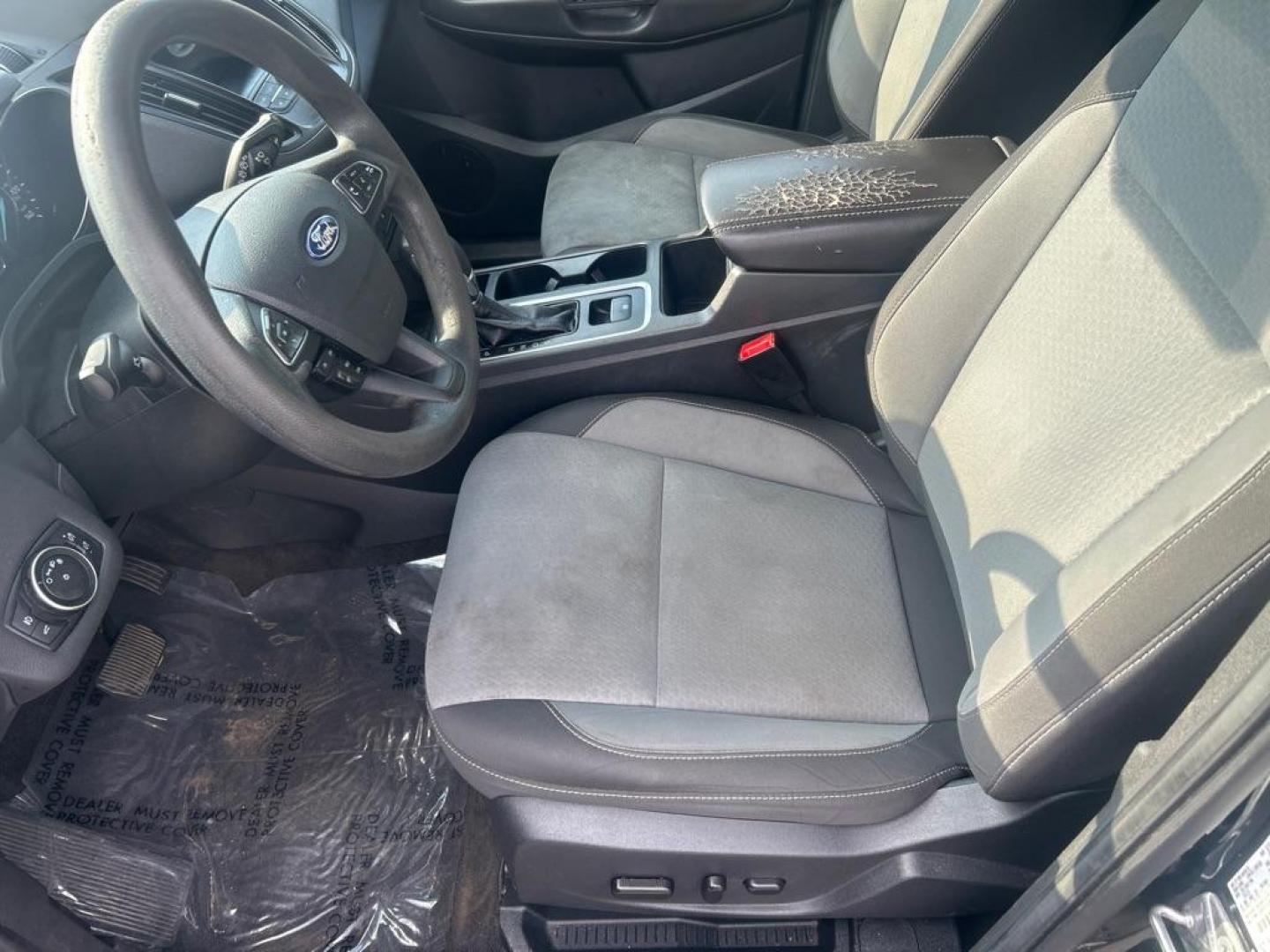 2018 BLACK FORD ESCAPE SE (1FMCU0GD1JU) with an 1.5L engine, Automatic transmission, located at 2514 Williamson Rd NE, Roanoke, VA, 24012, (540) 265-7770, 37.294636, -79.936249 - NO CREDIT CHECK FINANCING WITH ONLY $2800 DOWN PAYMENT!!!! Check out our website www.needausedvehicle.com for our No Credit Check/ In House Financing options!! No Credit Check Available!!! In House Financing Available!!! All Clean Title Vehicles (no Salvaged or flooded vehicles ever on our lot)! - Photo#8