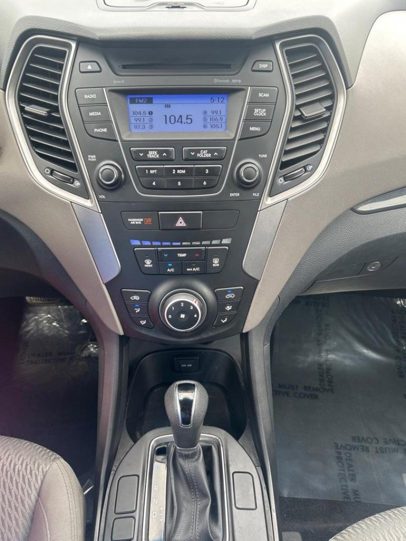2015 WHITE HYUNDAI SANTA FE SPORT SPORT (5XYZTDLB6FG) with an 2.4L engine, Automatic transmission, located at 2514 Williamson Rd NE, Roanoke, VA, 24012, (540) 265-7770, 37.294636, -79.936249 - Photo#9