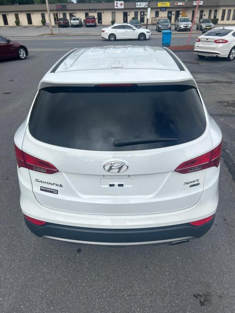 2015 WHITE HYUNDAI SANTA FE SPORT SPORT (5XYZTDLB6FG) with an 2.4L engine, Automatic transmission, located at 2514 Williamson Rd NE, Roanoke, VA, 24012, (540) 265-7770, 37.294636, -79.936249 - Photo#11
