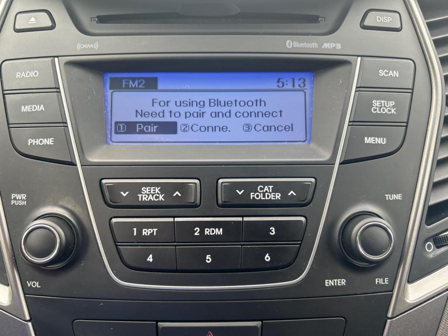 2015 WHITE HYUNDAI SANTA FE SPORT SPORT (5XYZTDLB6FG) with an 2.4L engine, Automatic transmission, located at 2514 Williamson Rd NE, Roanoke, VA, 24012, (540) 265-7770, 37.294636, -79.936249 - Photo#12