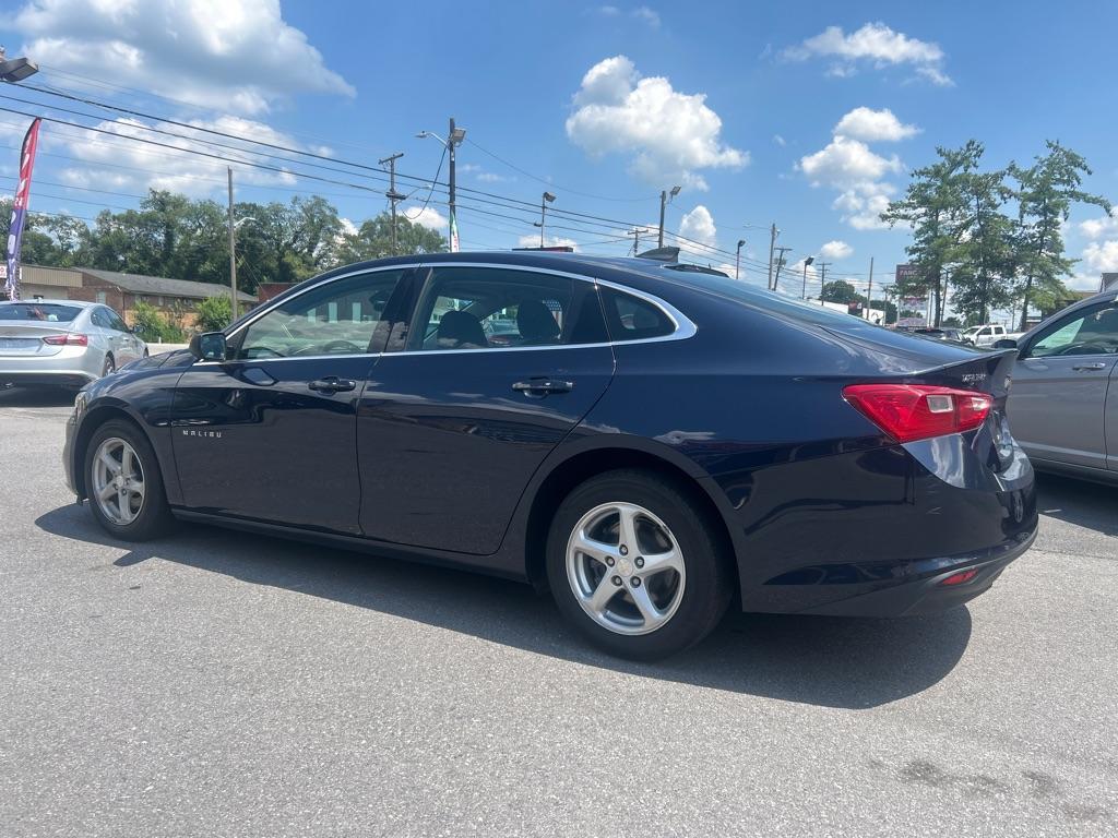 2018 BLUE CHEVROLET MALIBU LS (1G1ZC5ST0JF) with an 1.5L engine, Automatic transmission, located at 2514 Williamson Rd NE, Roanoke, VA, 24012, (540) 265-7770, 37.294636, -79.936249 - NO CREDIT CHECK FINANCING WITH ONLY $2400 DOWN PAYMENT!!!! Check out our website www.needausedvehicle.com for our No Credit Check/ In House Financing options!! No Credit Check Available!!! In House Financing Available!!! All Clean Title Vehicles (no Salvaged or flooded vehicles ever on our lot)! - Photo#1