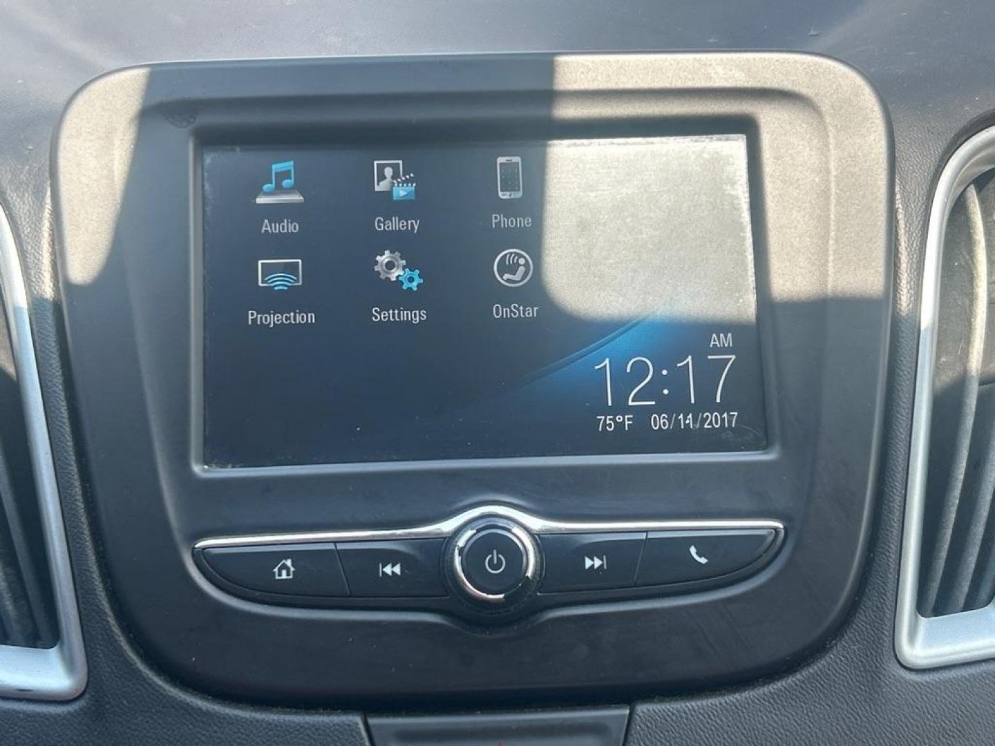2018 BLUE CHEVROLET MALIBU LS (1G1ZC5ST0JF) with an 1.5L engine, Automatic transmission, located at 2514 Williamson Rd NE, Roanoke, VA, 24012, (540) 265-7770, 37.294636, -79.936249 - Photo#6
