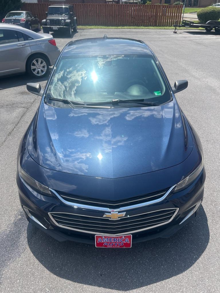 2018 BLUE CHEVROLET MALIBU LS (1G1ZC5ST0JF) with an 1.5L engine, Automatic transmission, located at 2514 Williamson Rd NE, Roanoke, VA, 24012, (540) 265-7770, 37.294636, -79.936249 - NO CREDIT CHECK FINANCING WITH ONLY $2400 DOWN PAYMENT!!!! Check out our website www.needausedvehicle.com for our No Credit Check/ In House Financing options!! No Credit Check Available!!! In House Financing Available!!! All Clean Title Vehicles (no Salvaged or flooded vehicles ever on our lot)! - Photo#10