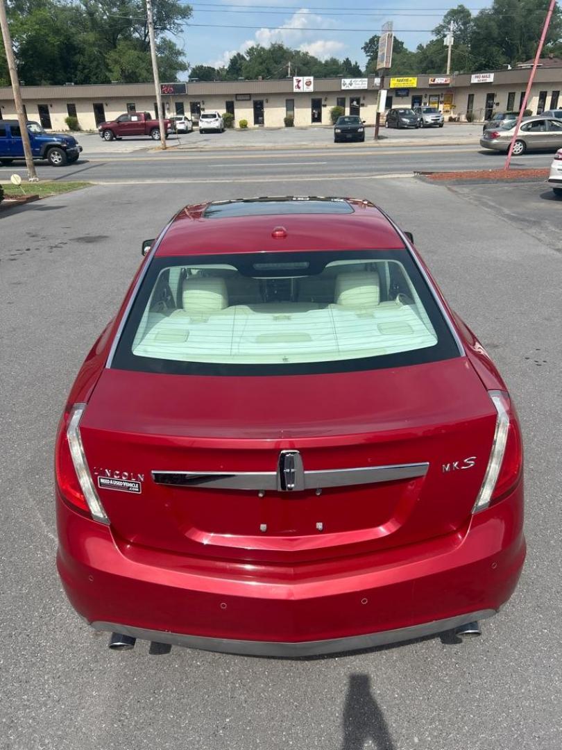 2009 BURGUN LINCOLN MKS (1LNHM93R39G) with an 3.7L engine, Automatic transmission, located at 2514 Williamson Rd NE, Roanoke, VA, 24012, (540) 265-7770, 37.294636, -79.936249 - Photo#3