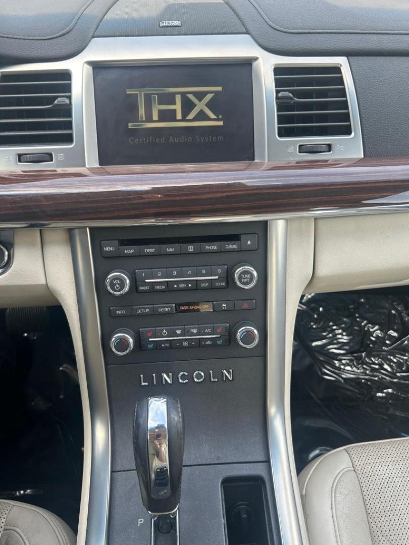2009 BURGUN LINCOLN MKS (1LNHM93R39G) with an 3.7L engine, Automatic transmission, located at 2514 Williamson Rd NE, Roanoke, VA, 24012, (540) 265-7770, 37.294636, -79.936249 - Photo#7