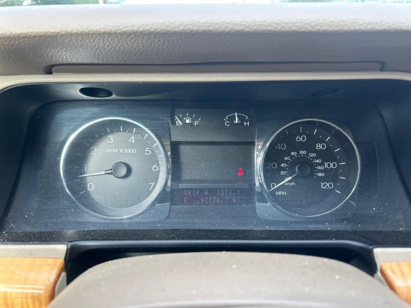 2009 WHITE LINCOLN MKZ (3LNHM28T49R) with an 3.5L engine, Automatic transmission, located at 2514 Williamson Rd NE, Roanoke, VA, 24012, (540) 265-7770, 37.294636, -79.936249 - NO CREDIT CHECK FINANCING WITH ONLY $1800 DOWN PAYMENT!!!! Check out our website www.needausedvehicle.com for our No Credit Check/ In House Financing options!! No Credit Check Available!!! In House Financing Available!!! All Clean Title Vehicles (no Salvaged or flooded vehicles ever on our lot)! - Photo#8