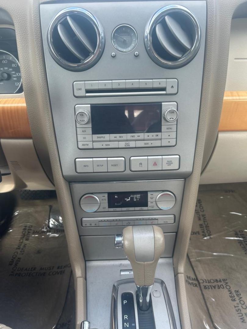 2009 WHITE LINCOLN MKZ (3LNHM28T49R) with an 3.5L engine, Automatic transmission, located at 2514 Williamson Rd NE, Roanoke, VA, 24012, (540) 265-7770, 37.294636, -79.936249 - NO CREDIT CHECK FINANCING WITH ONLY $1700 DOWN PAYMENT!!!! Check out our website www.needausedvehicle.com for our No Credit Check/ In House Financing options!! No Credit Check Available!!! In House Financing Available!!! All Clean Title Vehicles (no Salvaged or flooded vehicles ever on our lot)! - Photo#7