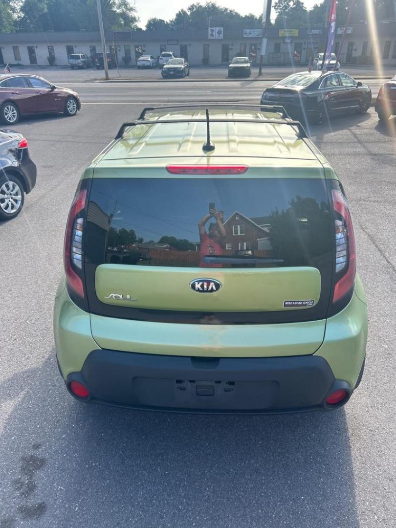 2015 GREEN KIA SOUL + (KNDJP3A5XF7) with an 2.0L engine, Automatic transmission, located at 2514 Williamson Rd NE, Roanoke, VA, 24012, (540) 265-7770, 37.294636, -79.936249 - NO CREDIT CHECK FINANCING WITH ONLY $3000 DOWN PAYMENT!!!! Check out our website www.needausedvehicle.com for our No Credit Check/ In House Financing options!! No Credit Check Available!!! In House Financing Available!!! All Clean Title Vehicles (no Salvaged or flooded vehicles ever on our lot)! - Photo#3