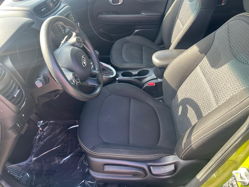 2015 GREEN KIA SOUL + (KNDJP3A5XF7) with an 2.0L engine, Automatic transmission, located at 2514 Williamson Rd NE, Roanoke, VA, 24012, (540) 265-7770, 37.294636, -79.936249 - NO CREDIT CHECK FINANCING WITH ONLY $2800 DOWN PAYMENT!!!! Check out our website www.needausedvehicle.com for our No Credit Check/ In House Financing options!! No Credit Check Available!!! In House Financing Available!!! All Clean Title Vehicles (no Salvaged or flooded vehicles ever on our lot)! - Photo#8