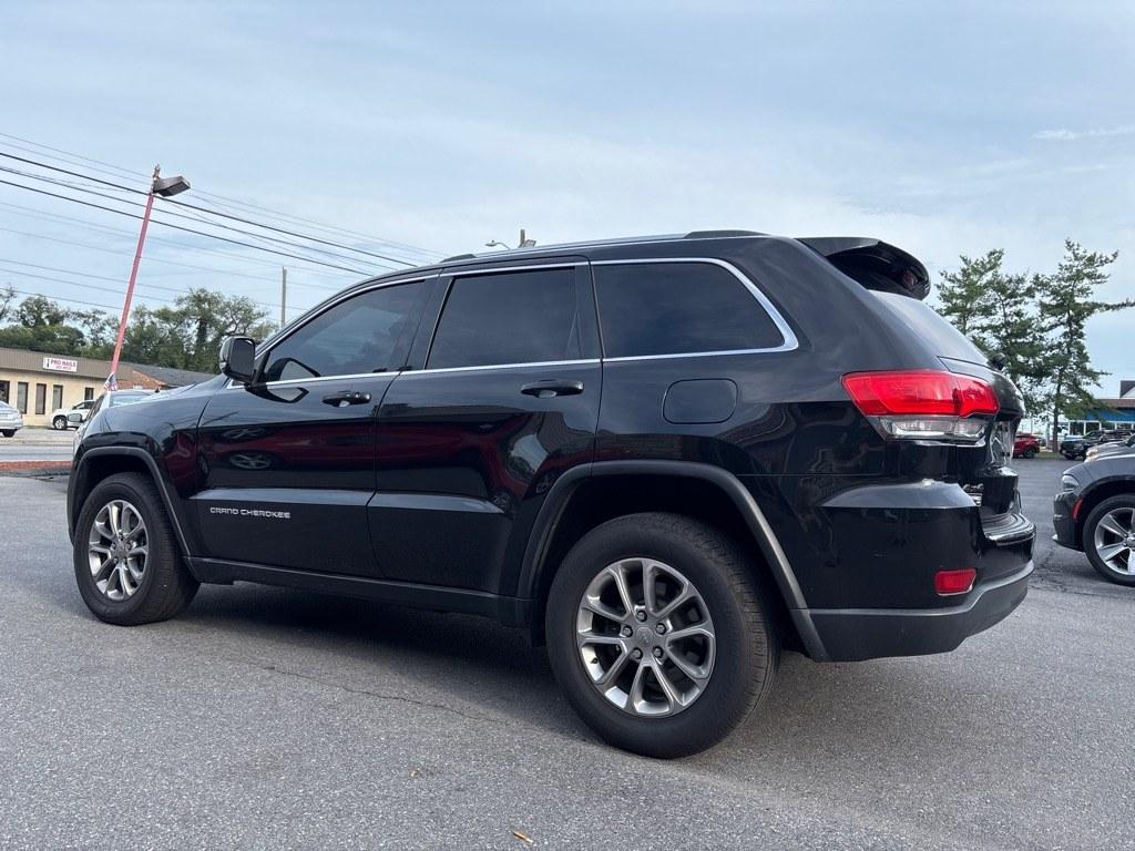 2015 BLACK JEEP GRAND CHEROKEE LIMITED (1C4RJFBG1FC) with an 3.6L engine, Automatic transmission, located at 2514 Williamson Rd NE, Roanoke, VA, 24012, (540) 265-7770, 37.294636, -79.936249 - NO CREDIT CHECK FINANCING WITH ONLY $3200 DOWN PAYMENT!!!! Check out our website www.needausedvehicle.com for our No Credit Check/ In House Financing options!! No Credit Check Available!!! In House Financing Available!!! All Clean Title Vehicles (no Salvaged or flooded vehicles ever on our lot)!- Photo#2
