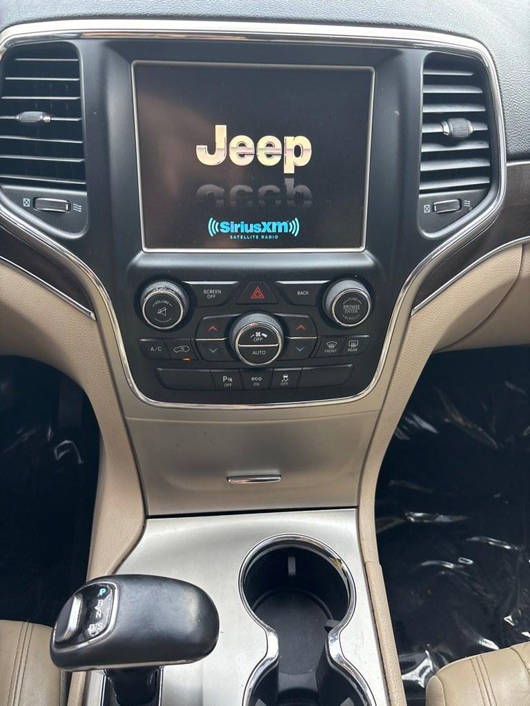 2015 BLACK JEEP GRAND CHEROKEE LIMITED (1C4RJFBG1FC) with an 3.6L engine, Automatic transmission, located at 2514 Williamson Rd NE, Roanoke, VA, 24012, (540) 265-7770, 37.294636, -79.936249 - NO CREDIT CHECK FINANCING WITH ONLY $3200 DOWN PAYMENT!!!! Check out our website www.needausedvehicle.com for our No Credit Check/ In House Financing options!! No Credit Check Available!!! In House Financing Available!!! All Clean Title Vehicles (no Salvaged or flooded vehicles ever on our lot)!- Photo#9