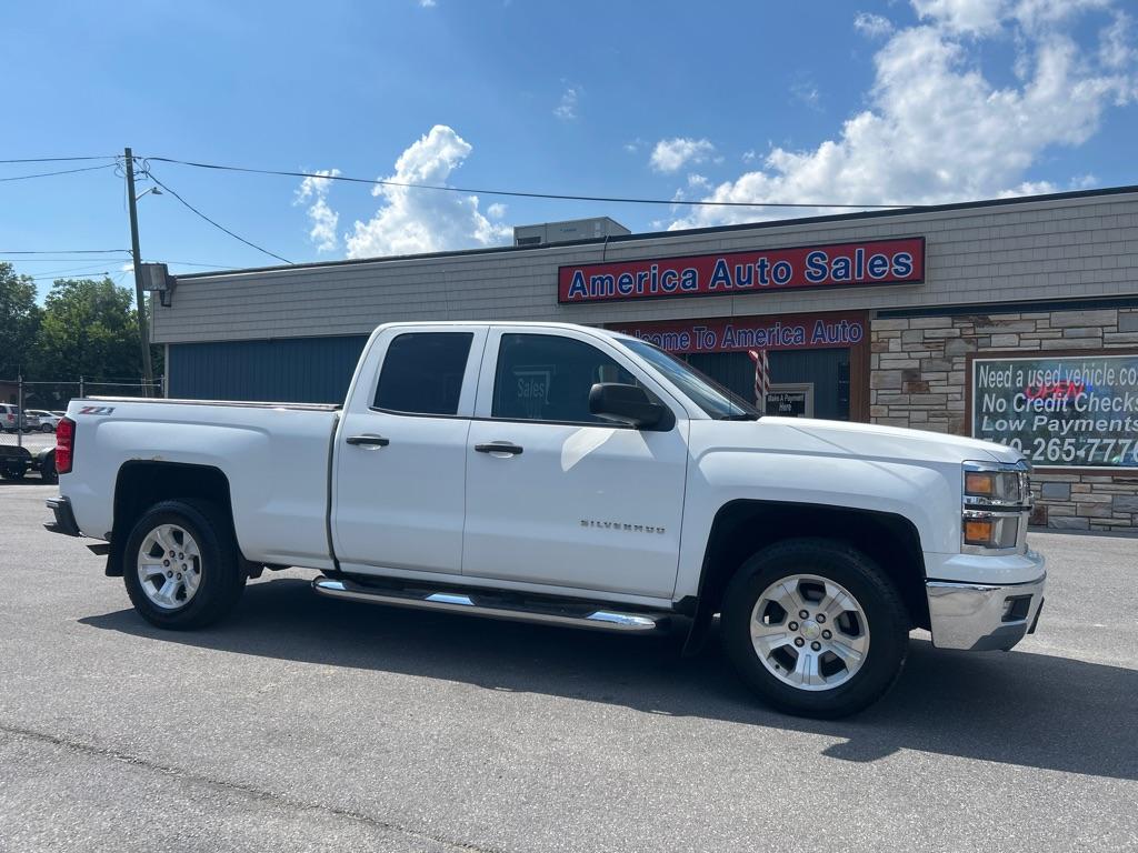 photo of 2014 CHEVROLET SILVERADO 1500 LT