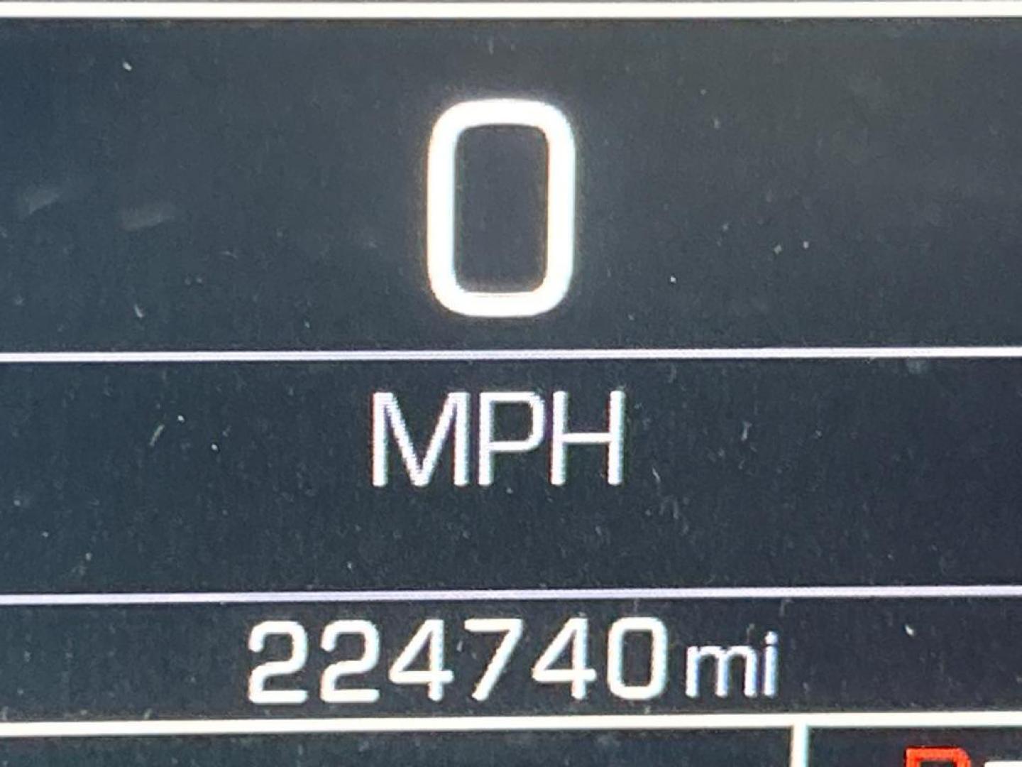 2014 WHITE CHEVROLET SILVERADO 1500 LT (1GCVKREC4EZ) with an 5.3L engine, Automatic transmission, located at 2514 Williamson Rd NE, Roanoke, VA, 24012, (540) 265-7770, 37.294636, -79.936249 - NO CREDIT CHECK FINANCING WITH ONLY $4300 DOWN PAYMENT!!!! Check out our website www.needausedvehicle.com for our No Credit Check/ In House Financing options!! No Credit Check Available!!! In House Financing Available!!! All Clean Title Vehicles (no Salvaged or flooded vehicles ever on our lot)! - Photo#7