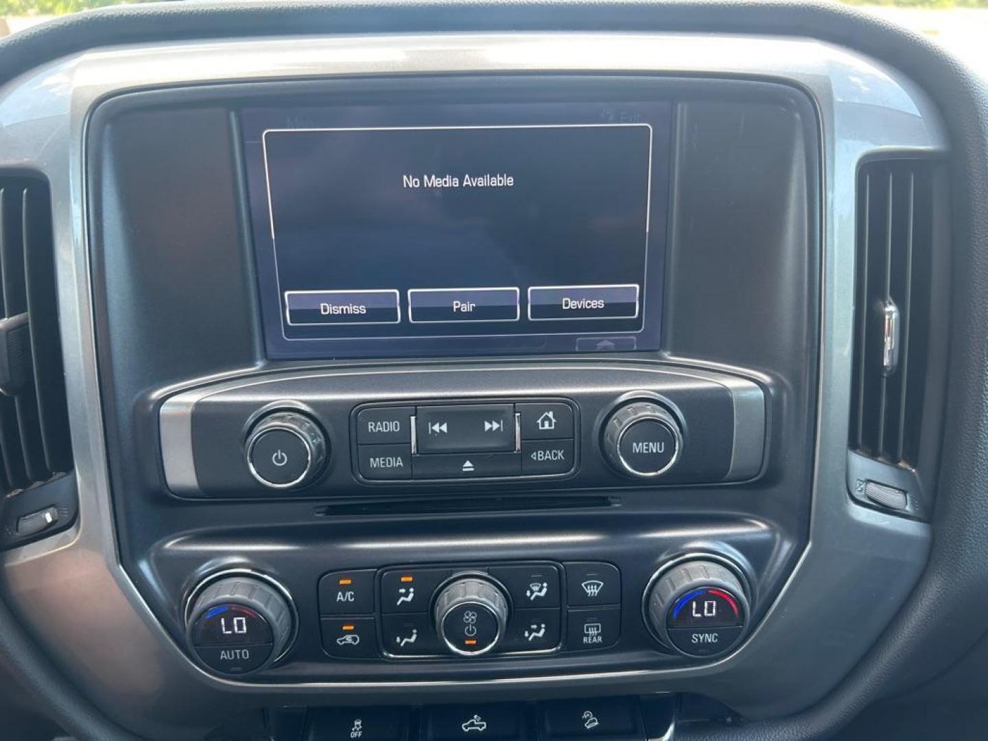 2014 WHITE CHEVROLET SILVERADO 1500 LT (1GCVKREC4EZ) with an 5.3L engine, Automatic transmission, located at 2514 Williamson Rd NE, Roanoke, VA, 24012, (540) 265-7770, 37.294636, -79.936249 - NO CREDIT CHECK FINANCING WITH ONLY $4300 DOWN PAYMENT!!!! Check out our website www.needausedvehicle.com for our No Credit Check/ In House Financing options!! No Credit Check Available!!! In House Financing Available!!! All Clean Title Vehicles (no Salvaged or flooded vehicles ever on our lot)! - Photo#8