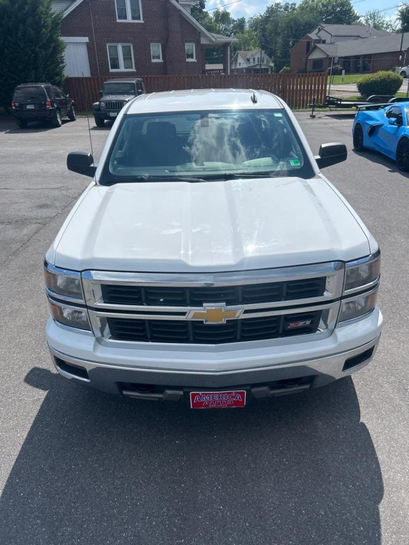 2014 WHITE CHEVROLET SILVERADO 1500 LT (1GCVKREC4EZ) with an 5.3L engine, Automatic transmission, located at 2514 Williamson Rd NE, Roanoke, VA, 24012, (540) 265-7770, 37.294636, -79.936249 - NO CREDIT CHECK FINANCING WITH ONLY $4300 DOWN PAYMENT!!!! Check out our website www.needausedvehicle.com for our No Credit Check/ In House Financing options!! No Credit Check Available!!! In House Financing Available!!! All Clean Title Vehicles (no Salvaged or flooded vehicles ever on our lot)! - Photo#9