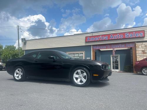 2013 DODGE CHALLENGER SXT