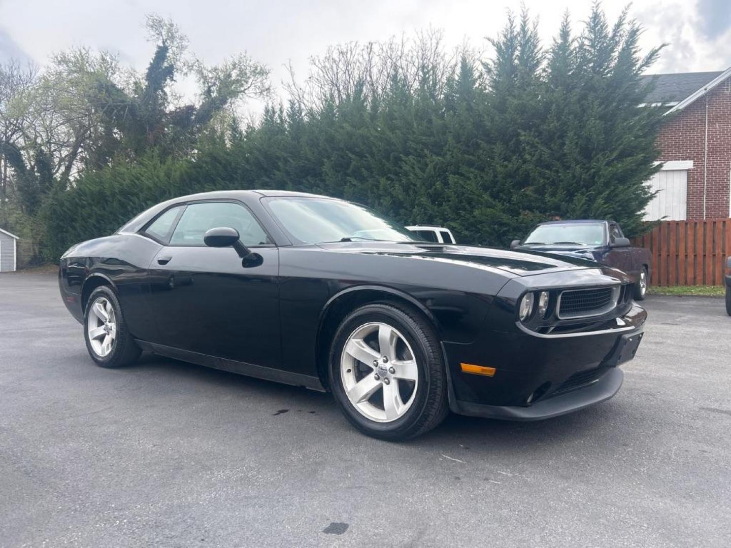 2013 BLACK DODGE CHALLENGER SXT (2C3CDYAG7DH) with an 3.6L engine, Automatic transmission, located at 2514 Williamson Rd NE, Roanoke, VA, 24012, (540) 265-7770, 37.294636, -79.936249 - NO CREDIT CHECK FINANCING WITH ONLY $3800 DOWN PAYMENT!!!! Check out our website www.needausedvehicle.com for our No Credit Check/ In House Financing options!! No Credit Check Available!!! In House Financing Available!!! All Clean Title Vehicles (no Salvaged or flooded vehicles ever on our lot)! - Photo#0