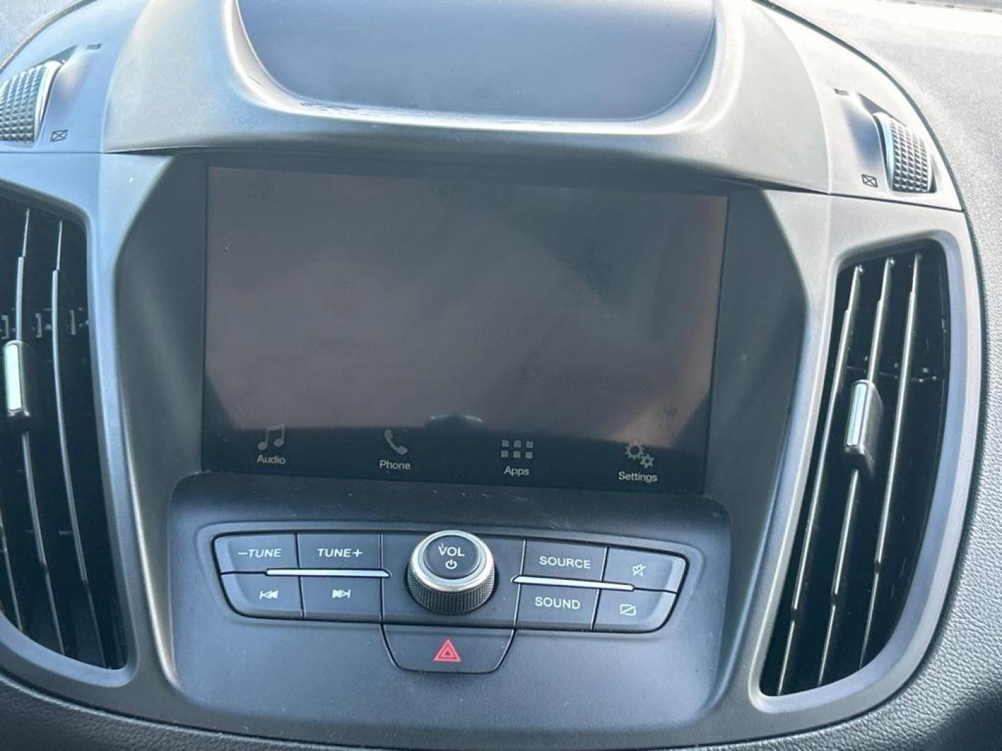 2019 GRAY FORD ESCAPE SEL (1FMCU0HD0KU) with an 1.5L engine, Automatic transmission, located at 2514 Williamson Rd NE, Roanoke, VA, 24012, (540) 265-7770, 37.294636, -79.936249 - NO CREDIT CHECK FINANCING WITH ONLY $3300 DOWN PAYMENT!!!! Check out our website www.needausedvehicle.com for our No Credit Check/ In House Financing options!! No Credit Check Available!!! In House Financing Available!!! All Clean Title Vehicles (no Salvaged or flooded vehicles ever on our lot)! - Photo#12