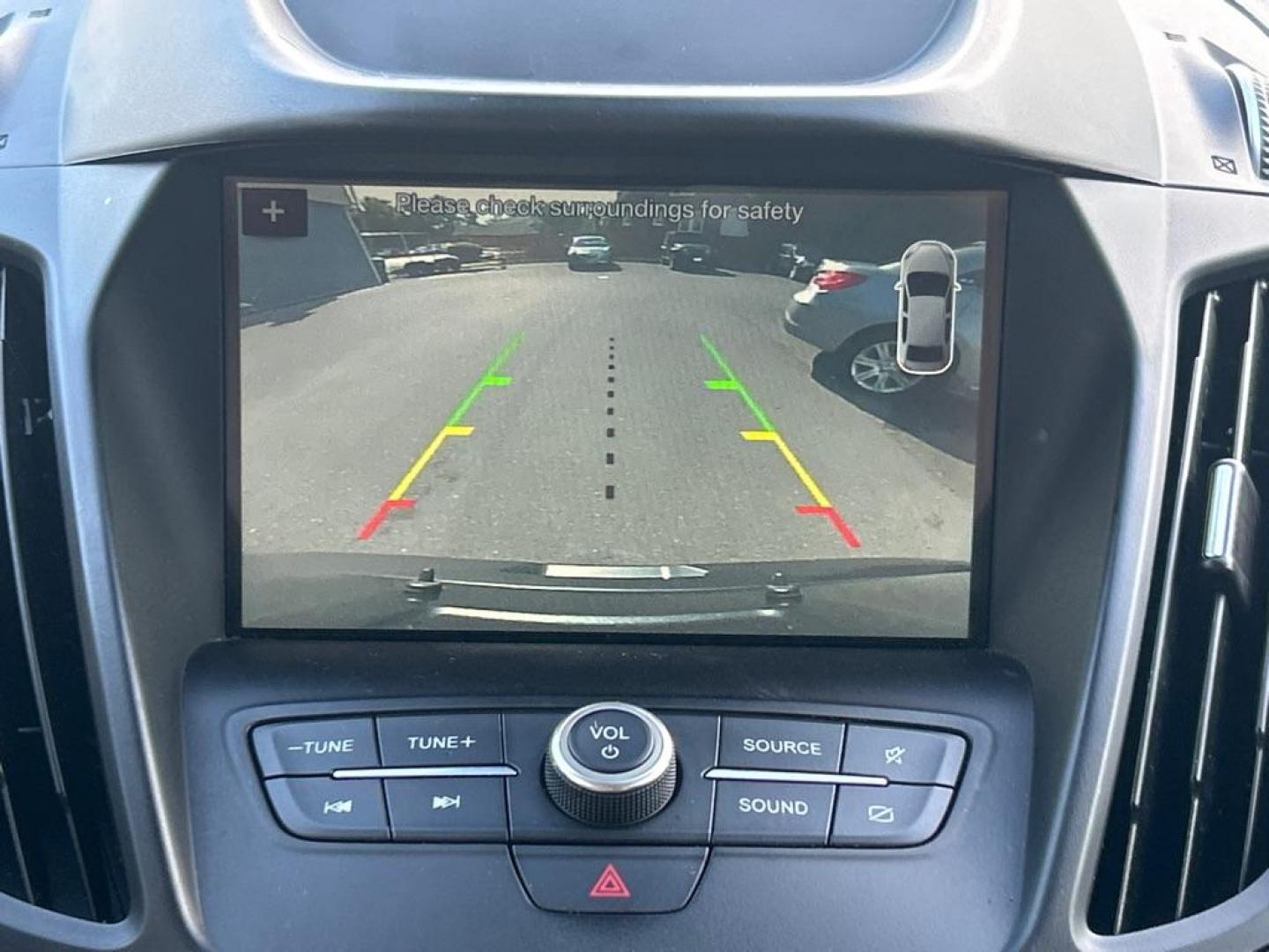 2019 GRAY FORD ESCAPE SEL (1FMCU0HD0KU) with an 1.5L engine, Automatic transmission, located at 2514 Williamson Rd NE, Roanoke, VA, 24012, (540) 265-7770, 37.294636, -79.936249 - NO CREDIT CHECK FINANCING WITH ONLY $3300 DOWN PAYMENT!!!! Check out our website www.needausedvehicle.com for our No Credit Check/ In House Financing options!! No Credit Check Available!!! In House Financing Available!!! All Clean Title Vehicles (no Salvaged or flooded vehicles ever on our lot)! - Photo#13