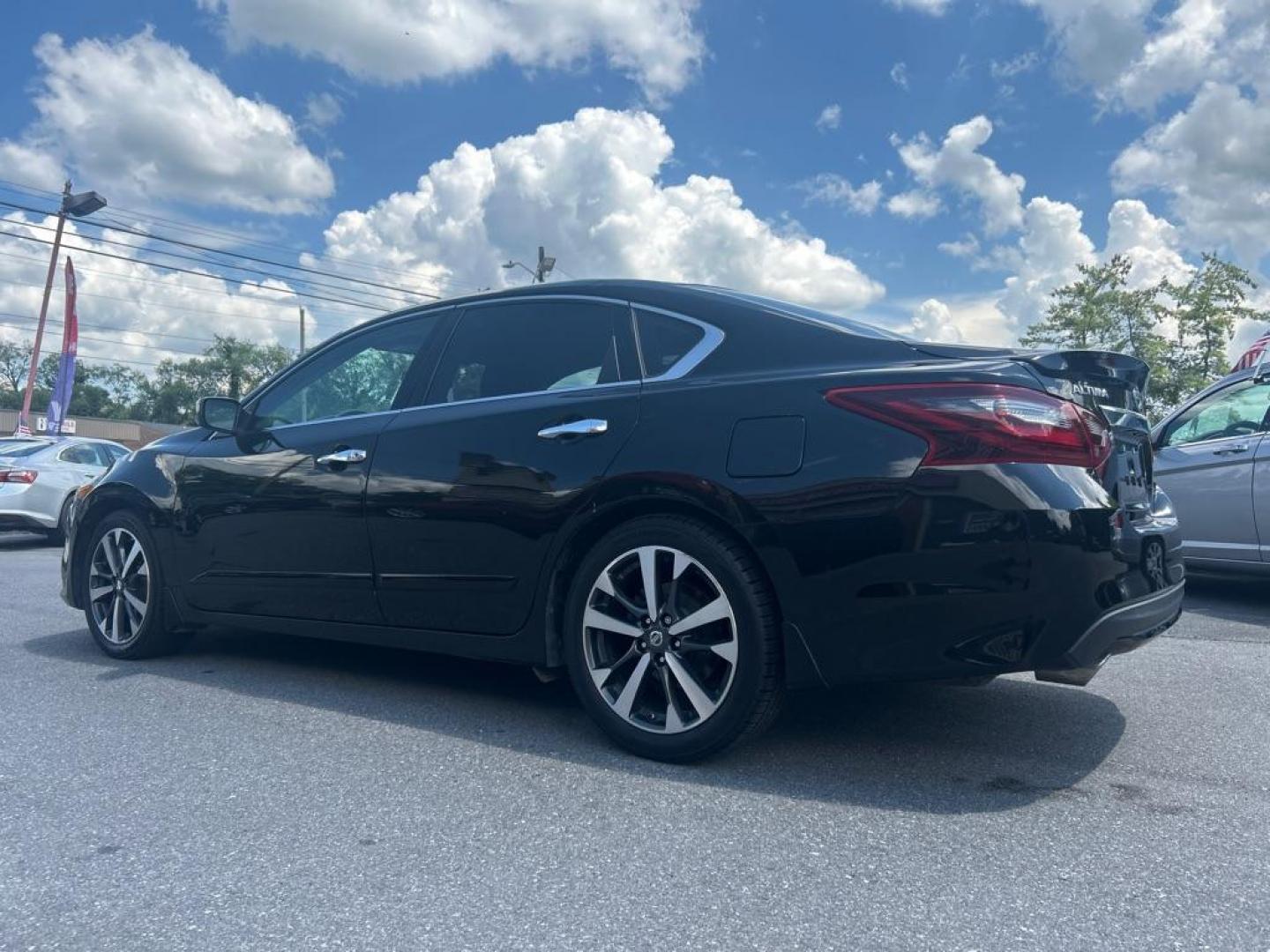2017 BLACK NISSAN ALTIMA 2.5 (1N4AL3AP9HN) with an 2.5L engine, Continuously Variable transmission, located at 2514 Williamson Rd NE, Roanoke, VA, 24012, (540) 265-7770, 37.294636, -79.936249 - NO CREDIT CHECK FINANCING WITH ONLY $3500 DOWN PAYMENT!!!! Check out our website www.needausedvehicle.com for our No Credit Check/ In House Financing options!! No Credit Check Available!!! In House Financing Available!!! All Clean Title Vehicles (no Salvaged or flooded vehicles ever on our lot)! - Photo#2