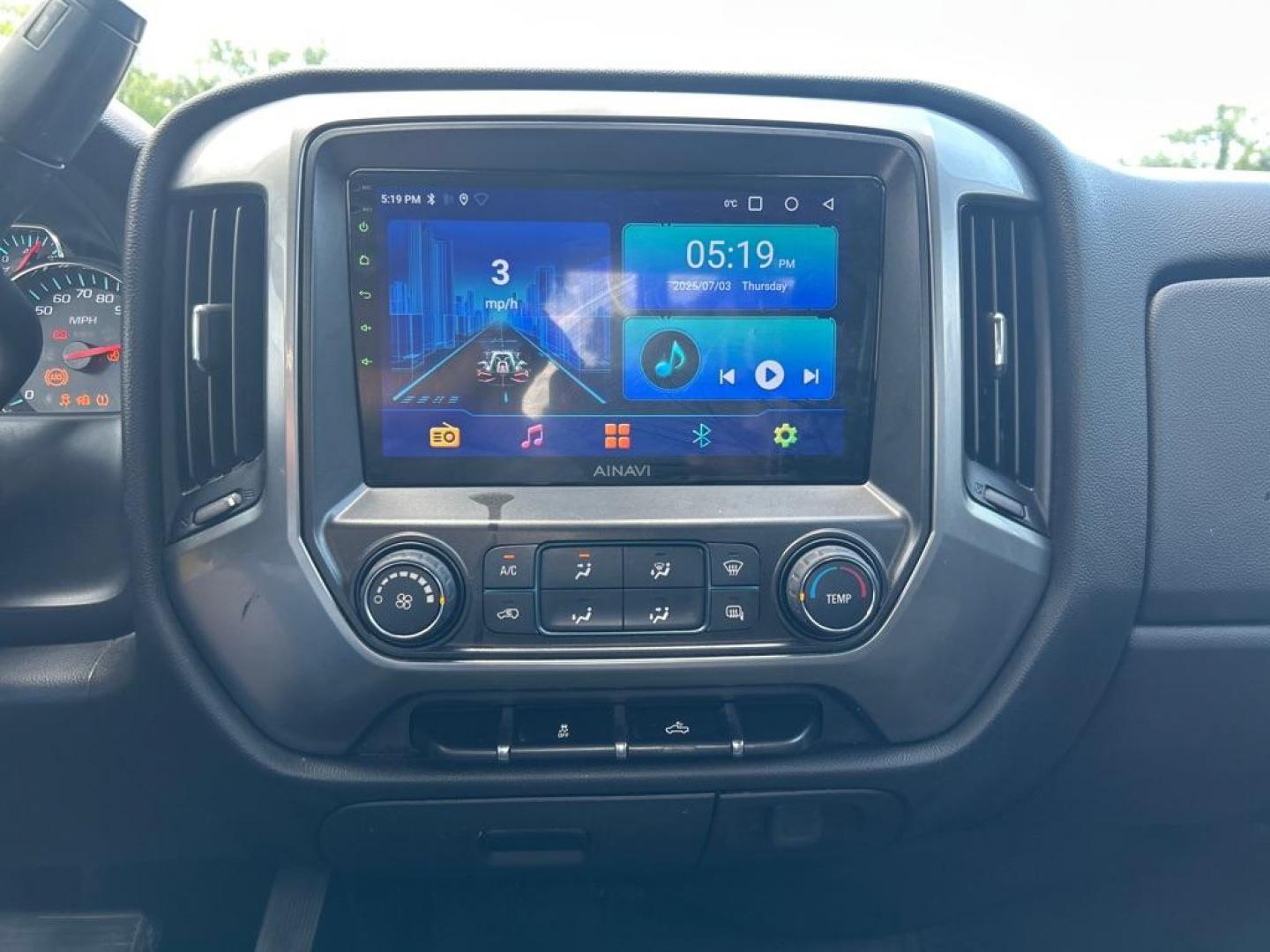 2014 SILVER CHEVROLET SILVERADO 1500 LT (1GCVKREH2EZ) with an 4.3L engine, Automatic transmission, located at 2514 Williamson Rd NE, Roanoke, VA, 24012, (540) 265-7770, 37.294636, -79.936249 - NO CREDIT CHECK FINANCING WITH ONLY $4500 DOWN PAYMENT!!!! Check out our website www.needausedvehicle.com for our No Credit Check/ In House Financing options!! No Credit Check Available!!! In House Financing Available!!! All Clean Title Vehicles (no Salvaged or flooded vehicles ever on our lot)! - Photo#2